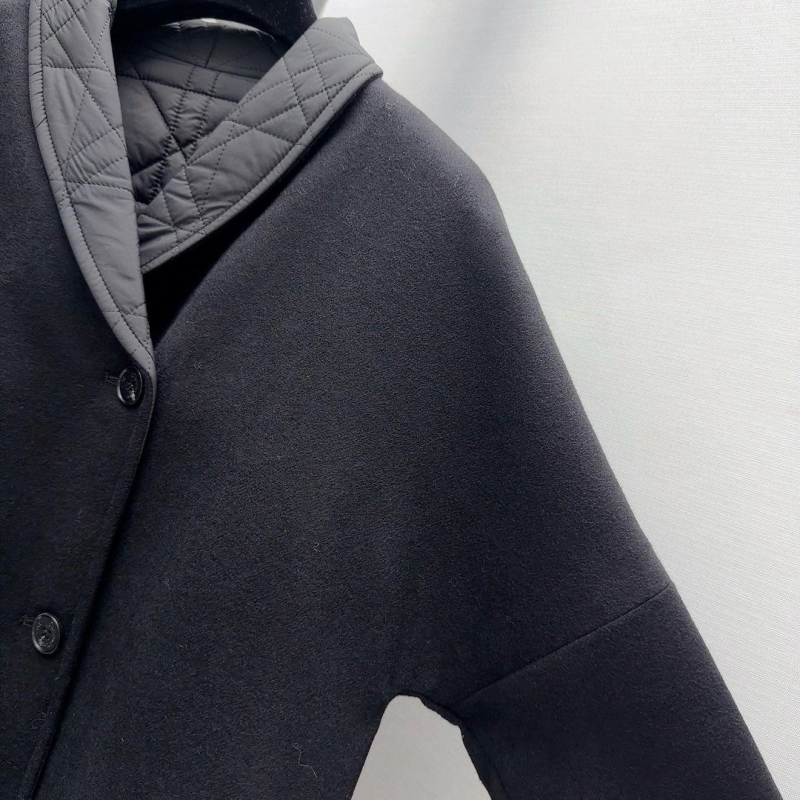 chr1st1an D10r outwear